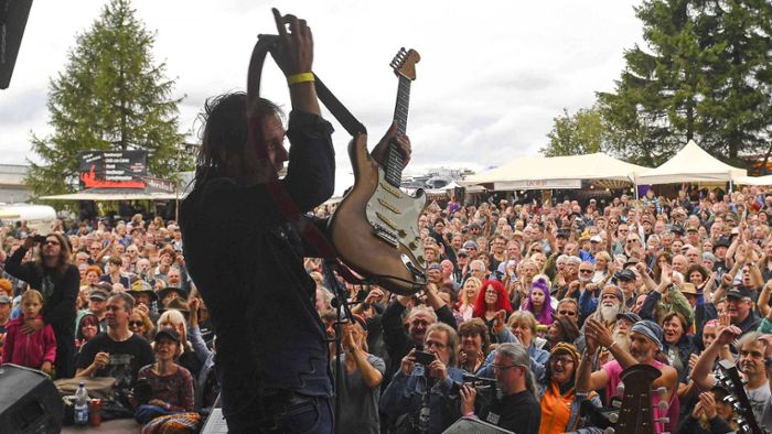 Woodstock-Forever: Liebe, Frieden und Glück in Waffenrod