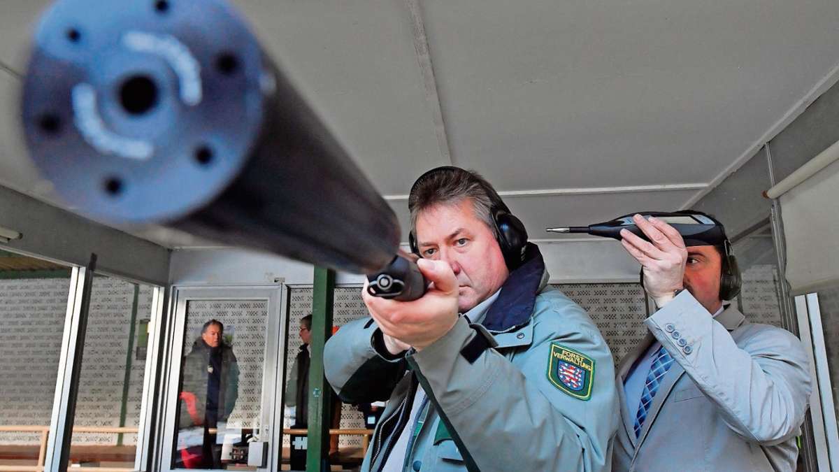 Suhl: Ministerien streiten um Schallschutz bei der Jagd
