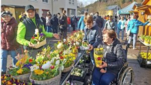 Blumenpracht, Musik und Kulinarik beim  Ostermarkt