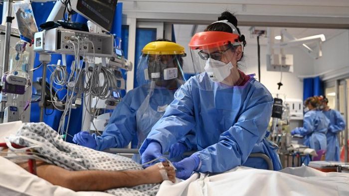 Zahl der Corona-Patienten auf Intensivstationen steigt weiter 