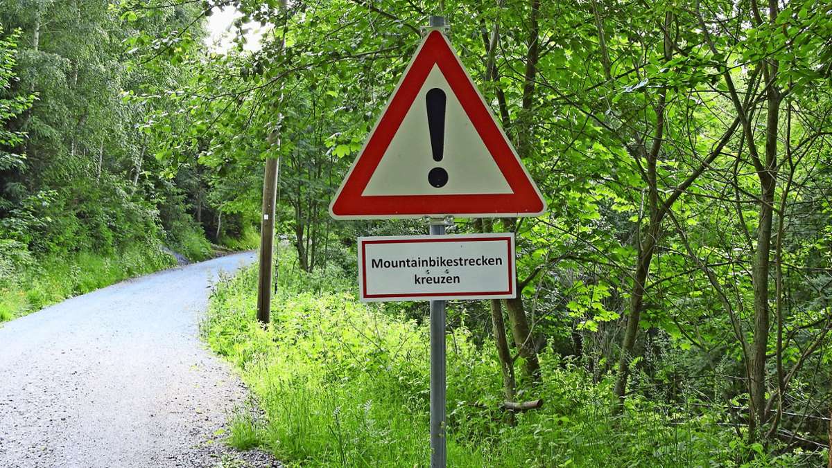 Debatte um Konzept: Nabu sieht Gefahr durch Kreuzottern am Lindenberg