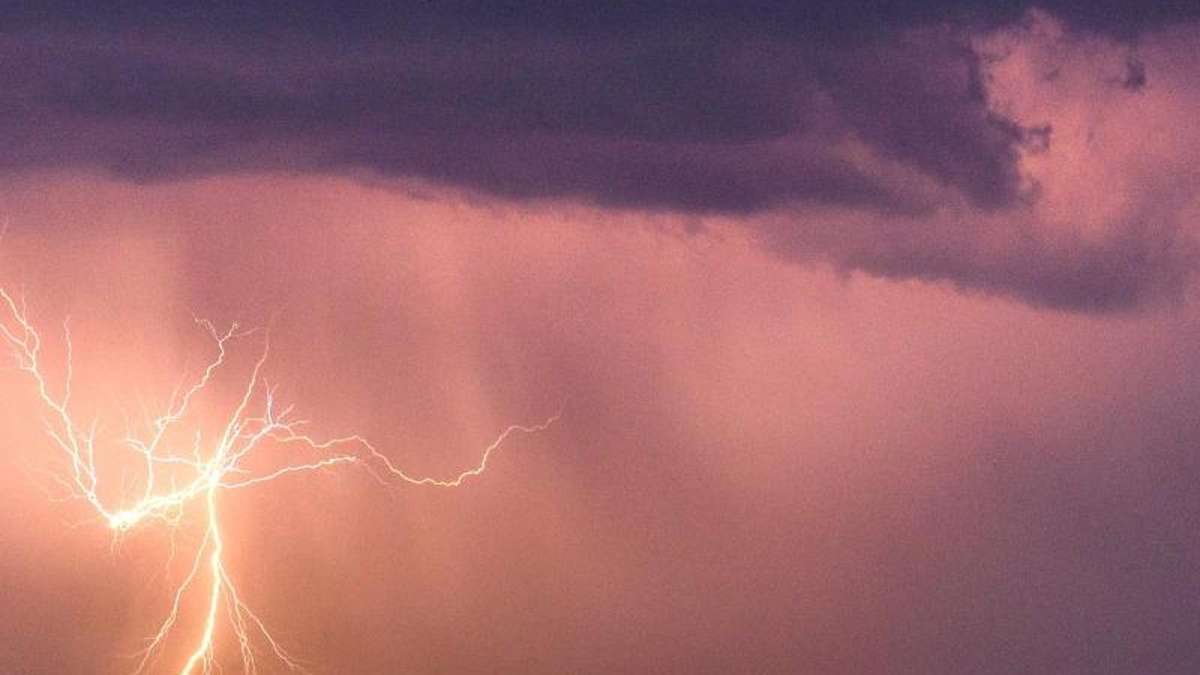 Thüringen: Gewitter in Thüringen: Schlammlawinen und Blitzeinschläge
