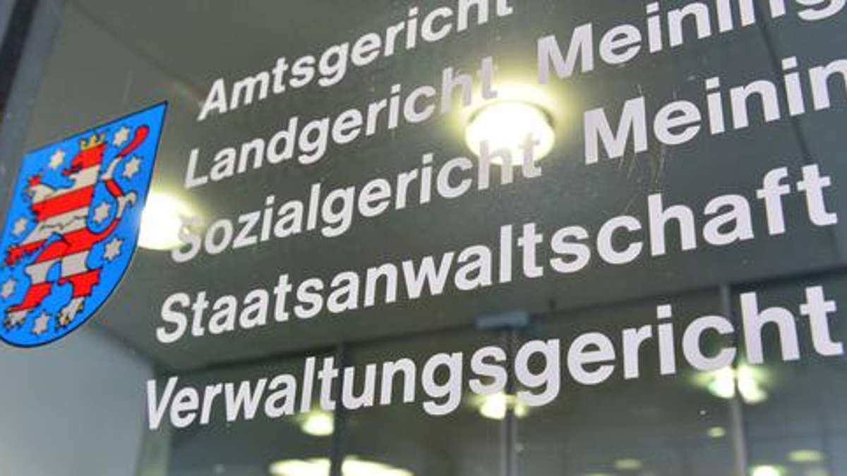 Thüringen: Sonneberger Drama: Angeklagter schweigt