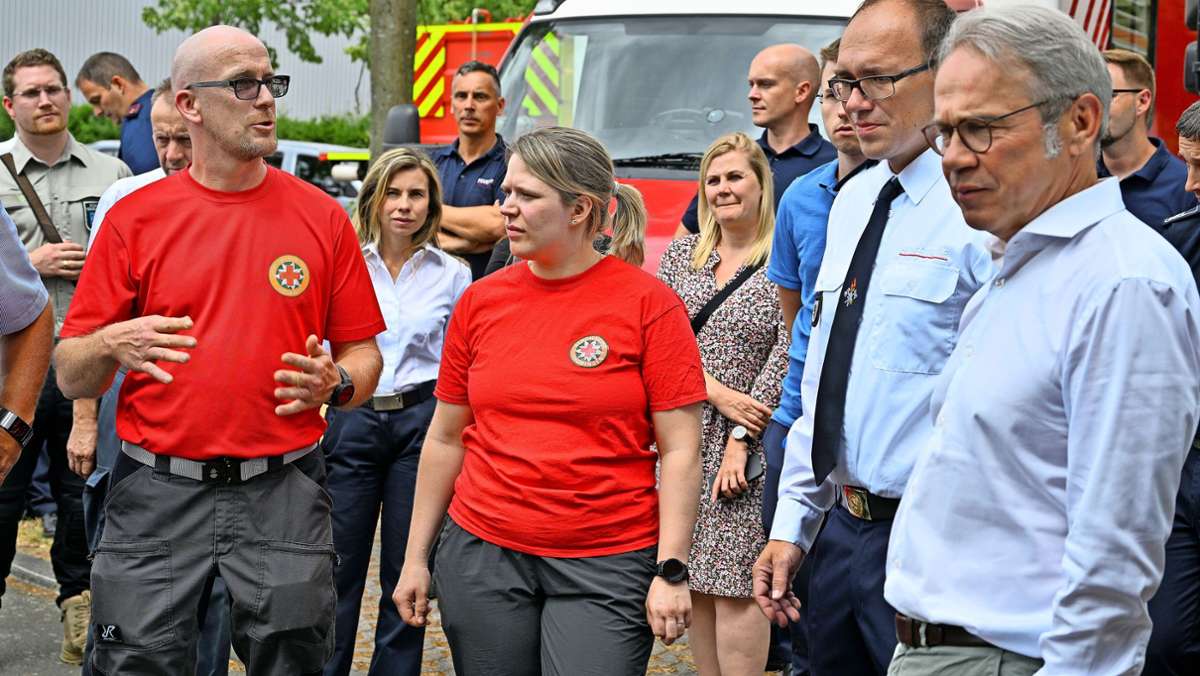 Wartburgkreis: Ministerbesuch im Feuerwehrzentrum