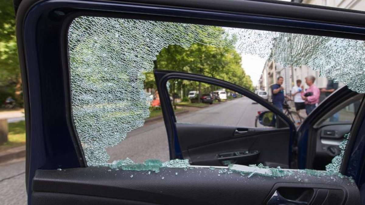 Hildburghausen: Einbrüche in geparkte Autos häufen sich