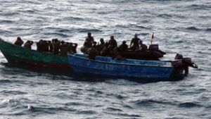 Schifffahrt: Hamburger Frachter von Piraten angegriffen