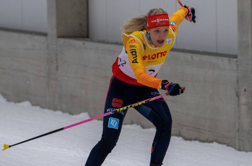 Volle Kraft voraus: Die Skilangläuferin Lara Dellit beim Training in der Oberhofer Skihalle. Foto: imago images/Gerhard König