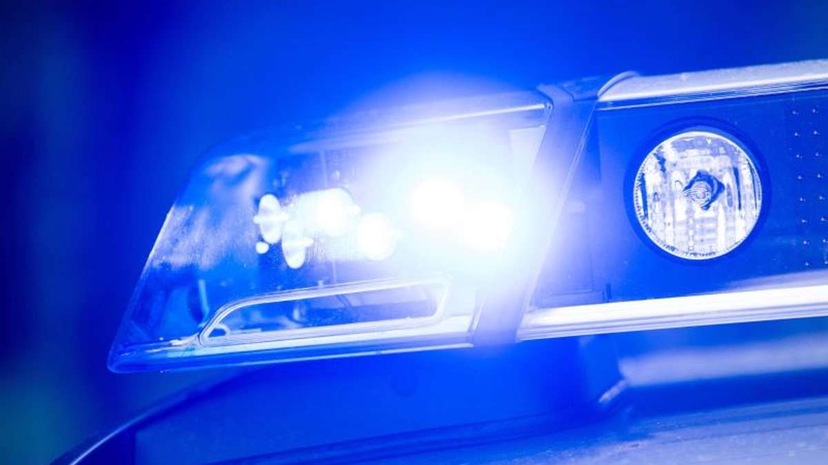 Thüringen: Maskierter Mann fordert Bargeld von Verkäuferin und droht mit Messer