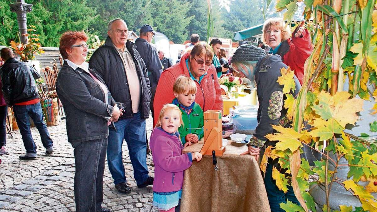 Ilmenau: Traditionelles Handwerk zum Herbstmarkt auf dem Rennsteig