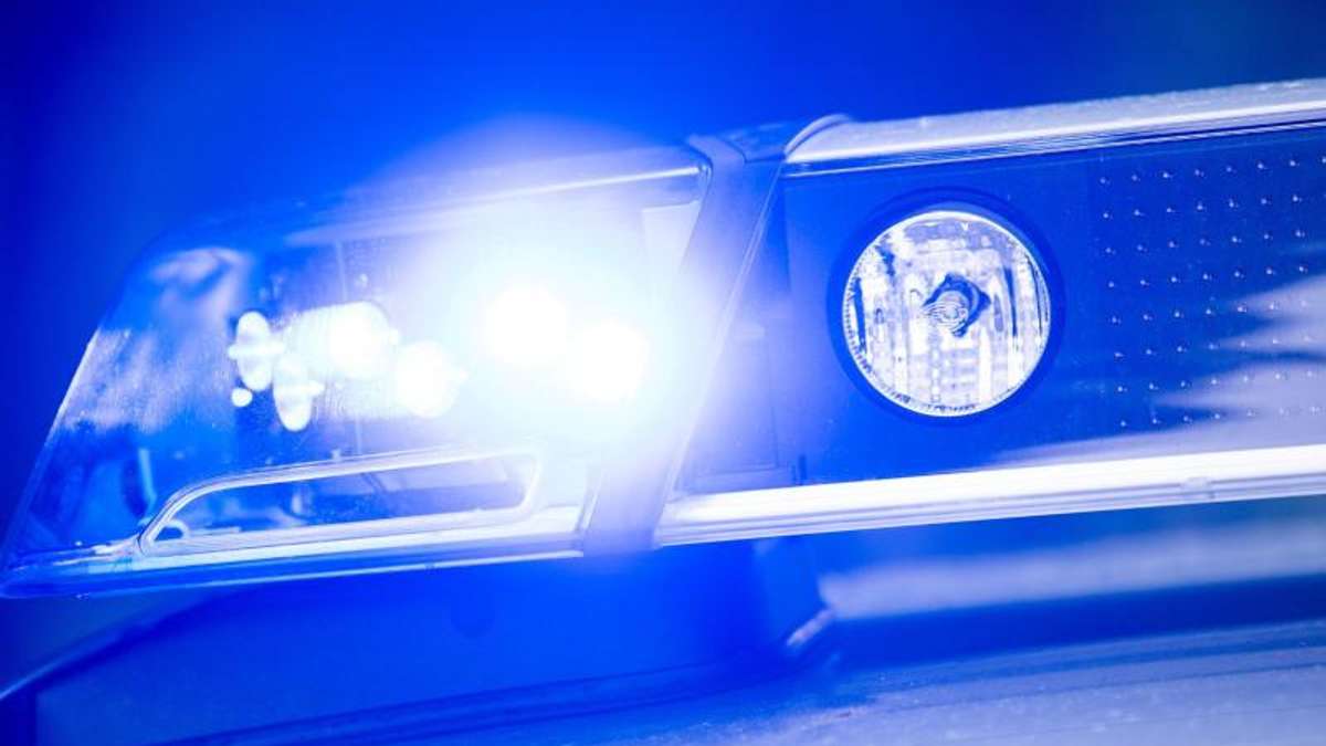 Thüringen: Autofahrer verletzt sich auf Flucht vor Polizei lebensgefährlich