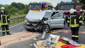 Vier Verletzte nach Unfall bei Fambach