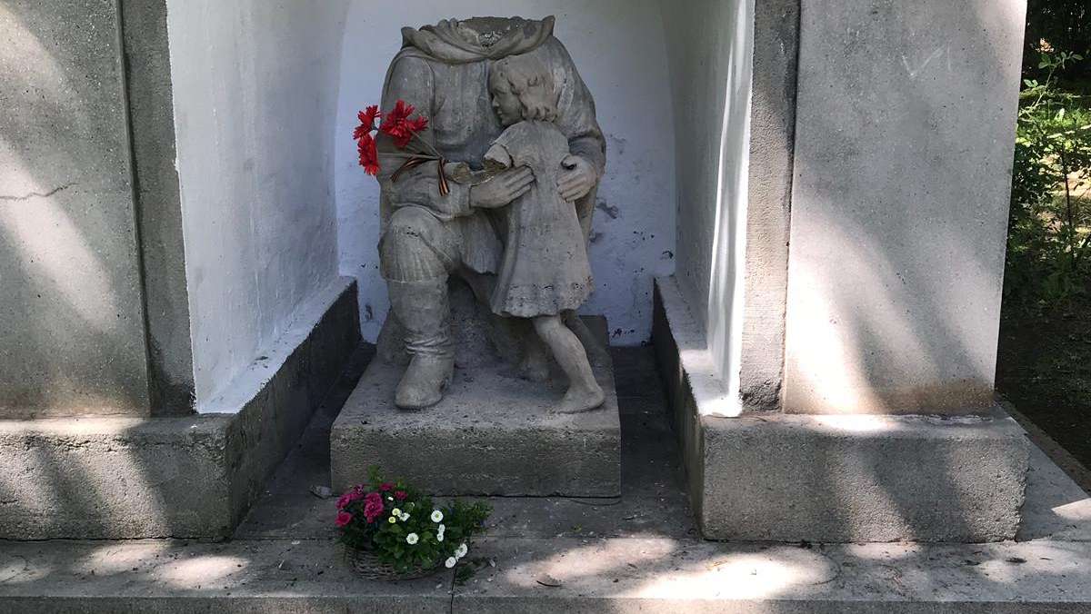 Thüringen: Kopf von Sowjet-Soldaten-Denkmal in Nordhausen abgetrennt