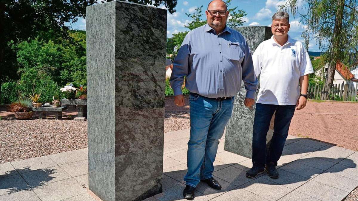 Bad Salzungen: Zweite Stele für den Friedhof