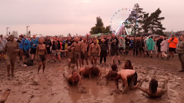 Highfield-Festival in Großpößna: Euphorische Schlammschlacht