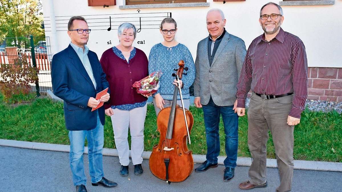 Schmalkalden: Begabte junge Cellistin: „Ich übe gern, das gehört einfach dazu“