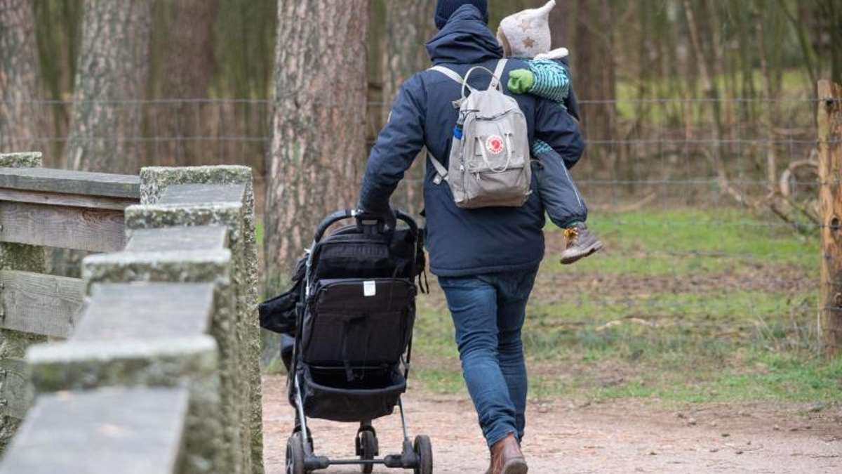 Erfurt: Väter in Thüringen bei Geburt jünger als Bundesdurchschnitt