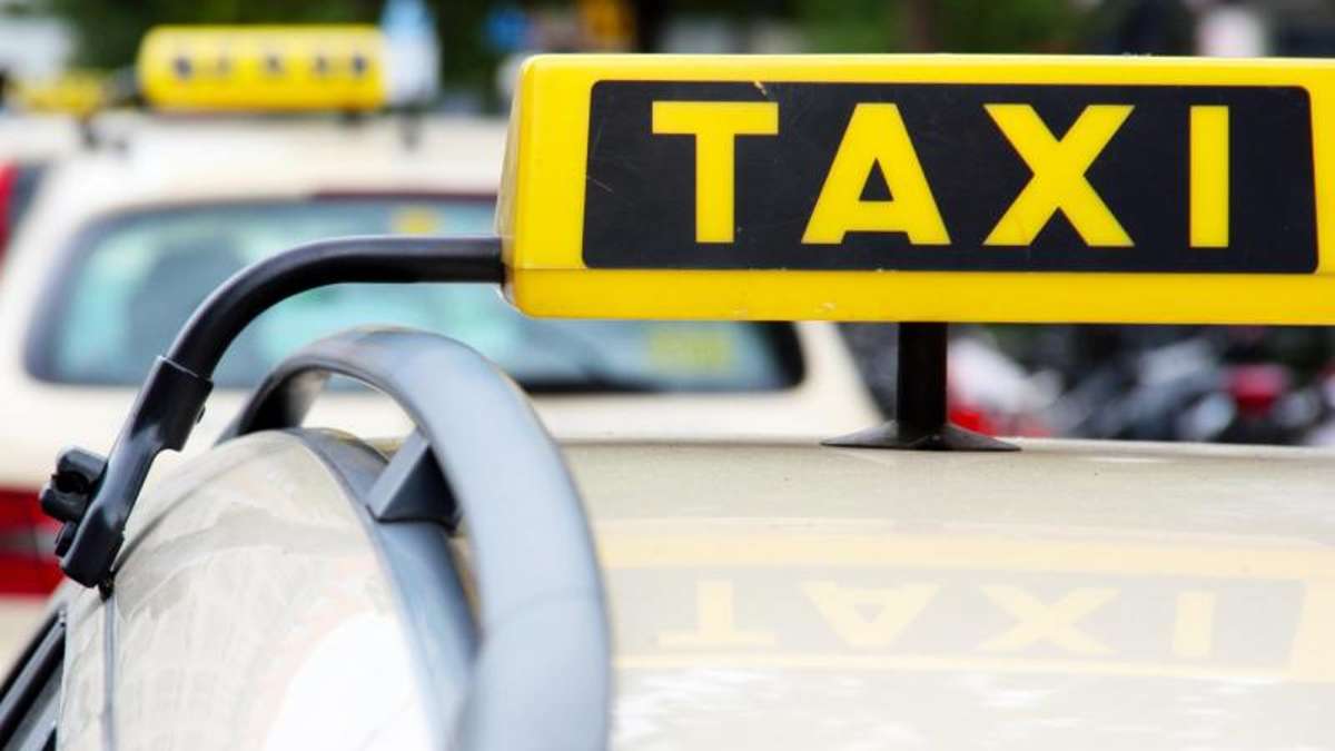 Meiningen: Beförderung abgelehnt: Taxifahrer bekommt Schlag auf die Nase