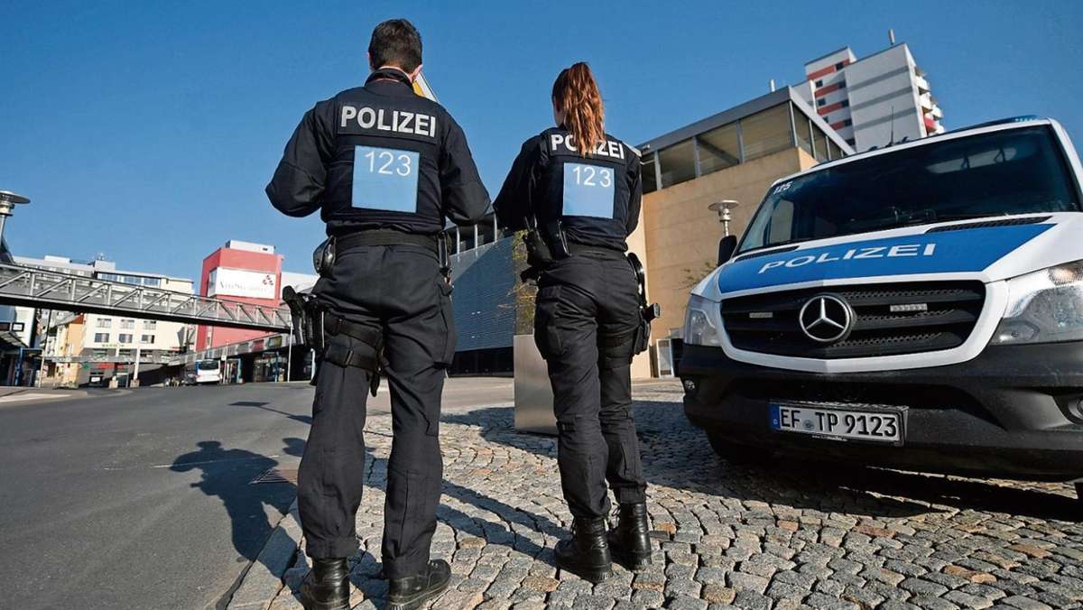 Suhl/ Zella-Mehlis: Massenschlägerei in Suhl: 24-Jähriger verhaftet