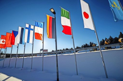 Die Welt zu Gast: 30 Nationen kommen zum Weltcup in Oberhof zusammen. Manche bringt sogar ihren eigenen Koch mit. Foto:  