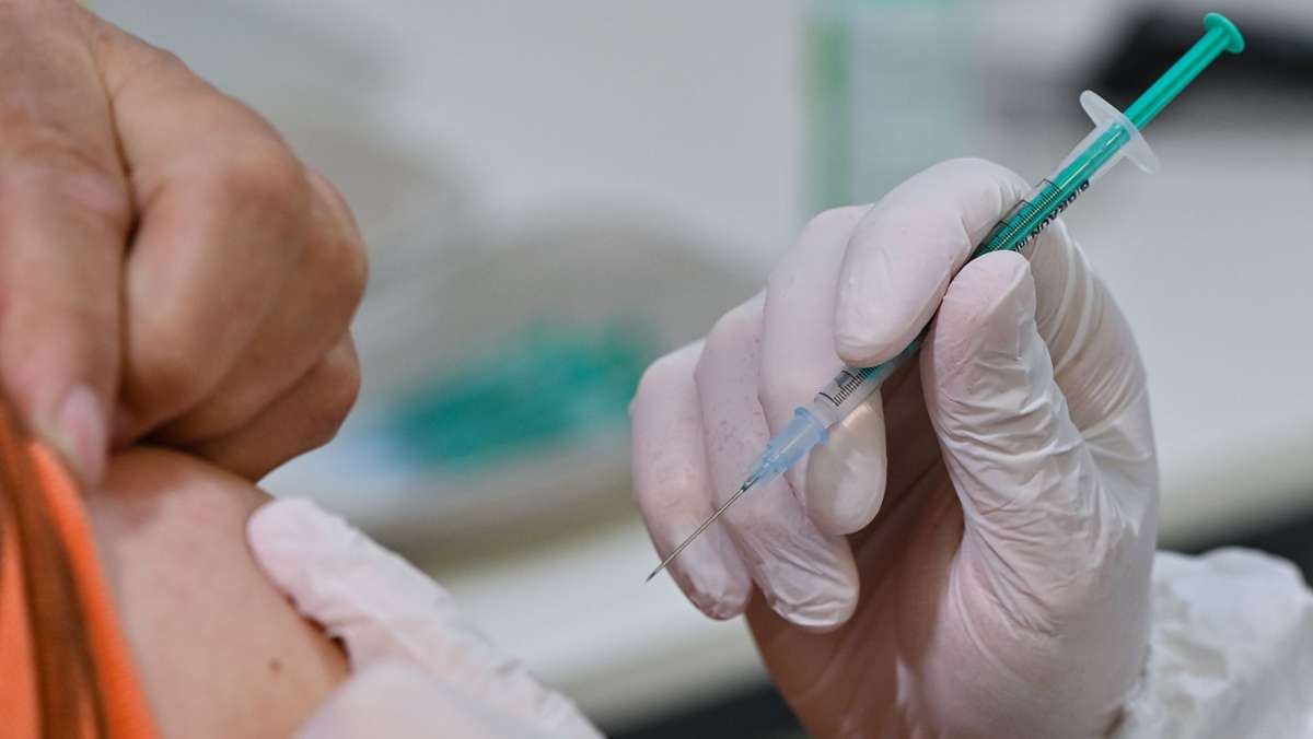 Coronavirus in Deutschland: Spätestens 2022 wohl Auffrischimpfung nötig