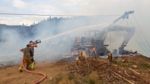 Feuerwehrrückschau in Neuhaus: Lob für die Ehrenamtler  und Kritik am mangelnden Rüstzeug
