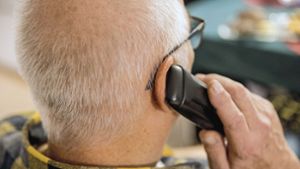 Trickbetrug am Telefon: Wie ein Senior einen Betrüger reinlegen wollte