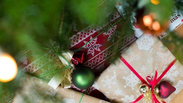 Sack mit Weihnachtsgeschenken an Heiligabend gestohlen