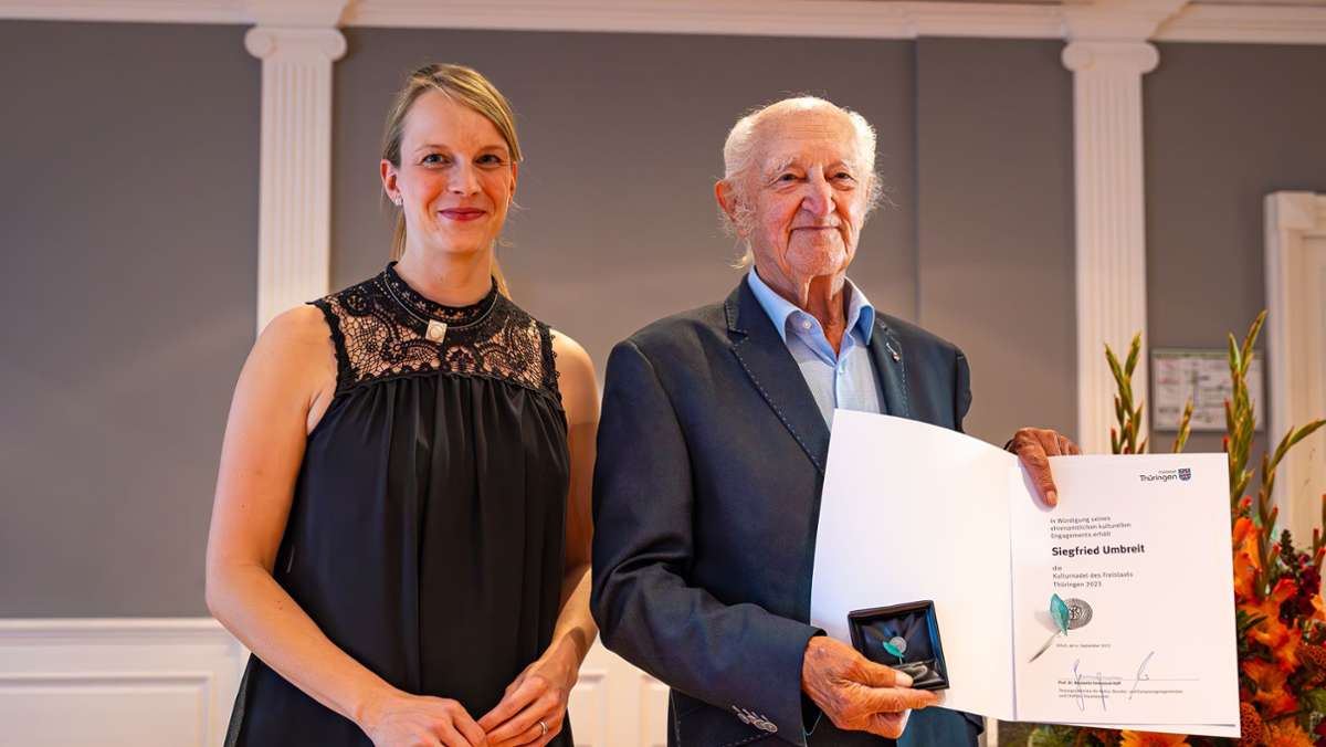Auszeichnung: Thüringer Kulturnadel für Umbreit