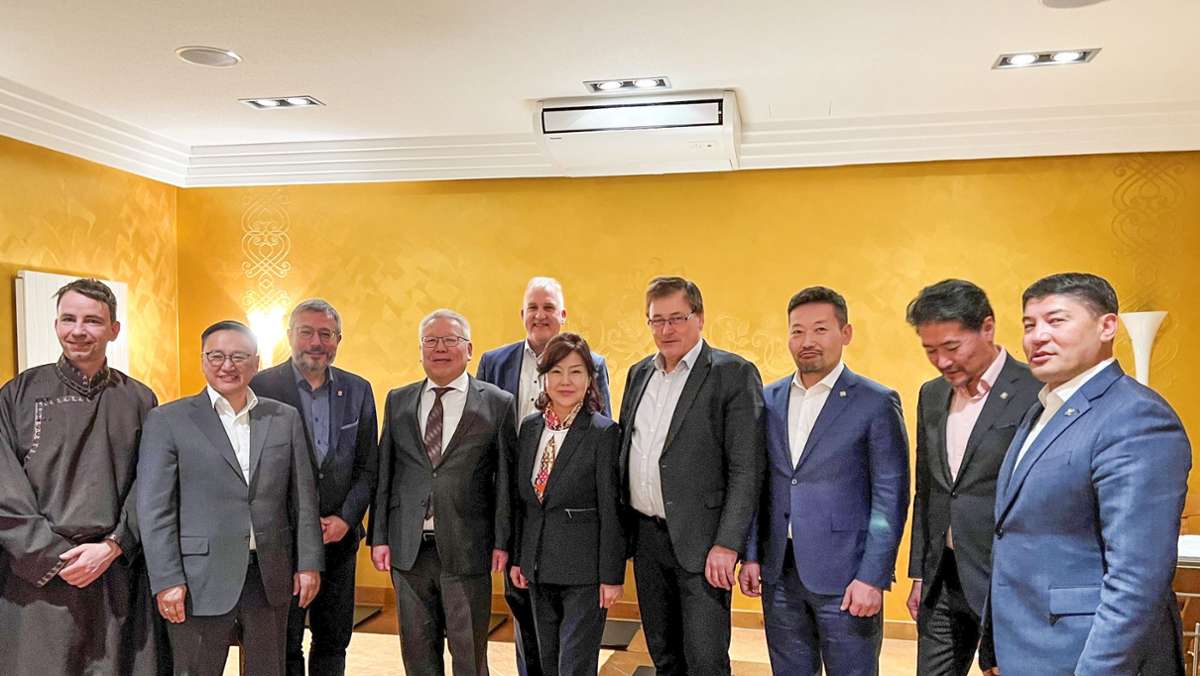 Austausch: Botschafter der Mongolei  zu  Gesprächen in Suhl