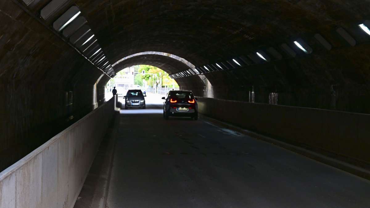 Meininger Tunnel: Defekt an alter Beleuchtung behoben