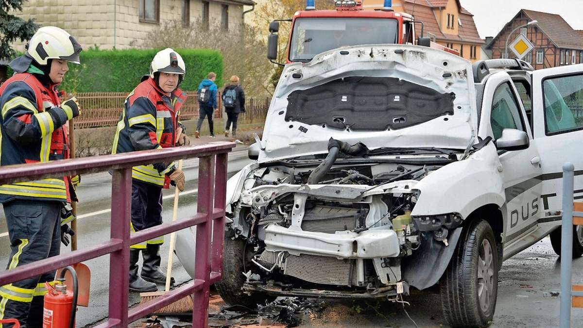 Bad Salzungen: 73-jähriger Autofahrer schwer verletzt