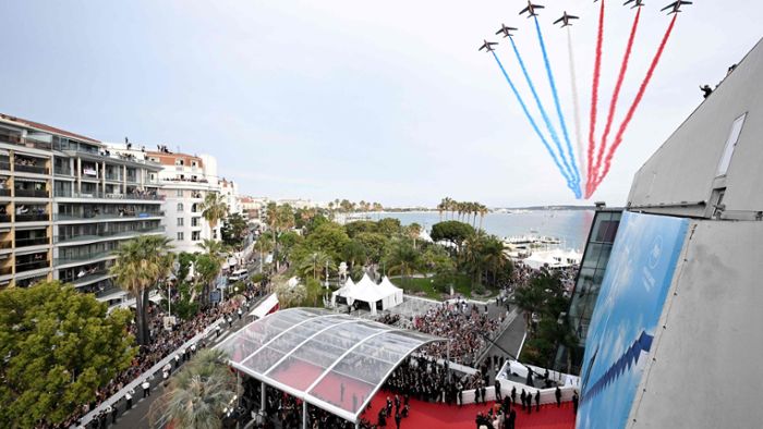 Filmfestspiele von Cannes: Flugshow zu Ehren von „Top Gun“ über Festspielhaus