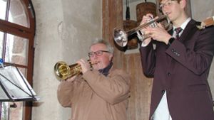 Adventsstimmung und Trompeten-Klänge in der Frauenwälder Schinkelkirche