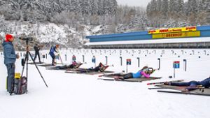Biathlon in Oberhof: Fünfzehn  Zentimeter weißer Spaß
