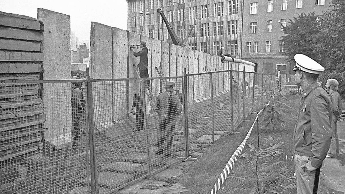 Feuilleton: Chronik der Erinnerung: Die Berliner Mauer in Bildern