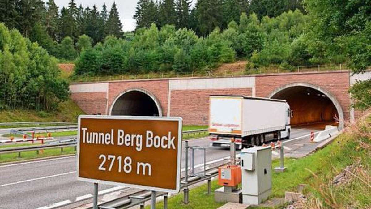 A 71 Berg-Bock: Autobahn-Tunnel wegen Wartungsarbeiten gesperrt