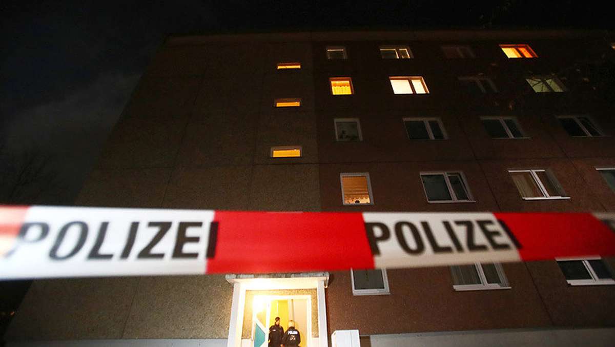 Thüringen: Drei Erwachsene und ein Baby tot in Wohnung: Wohl Beziehungstat