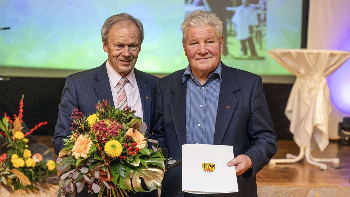 Ehrenamtsgala: Ehrenmedaille  geht an Christian Ernst