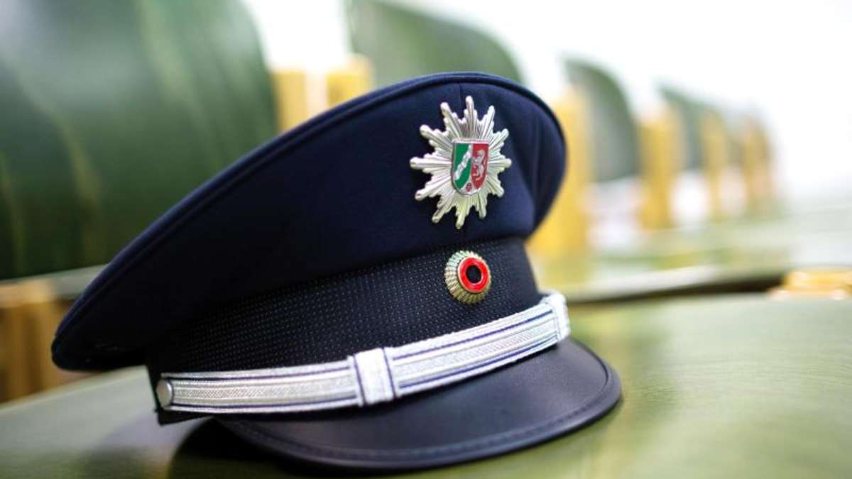 Thüringen: Falscher Polizist erleichtert Frau um 4000 Euro
