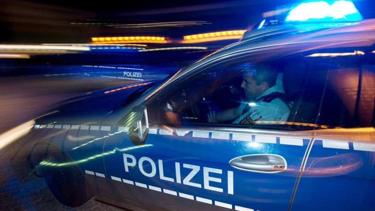 Thüringen: Polizeiwagen verunglückt bei Verfolgungsfahrt