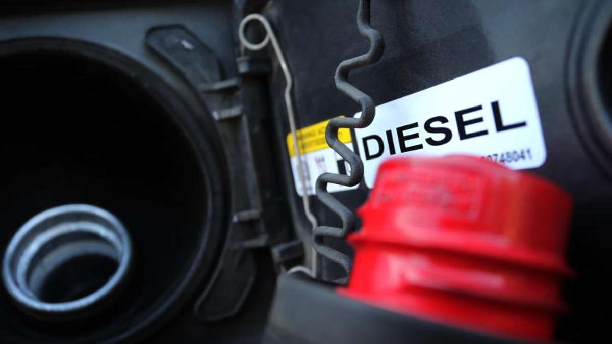 Thüringen: Unbekannte stehlen 600 Liter Diesel aus Lkw