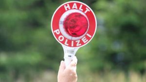 Seit 26 Jahren ohne TÜV: Polizei stoppt Thüringer an A 73