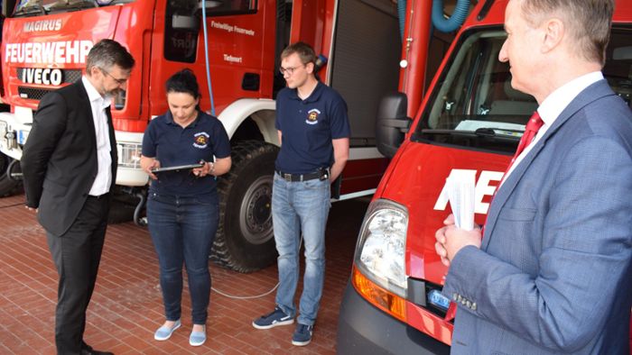 Digitalisierung: Tablets  erleichtern Feuerwehrarbeit