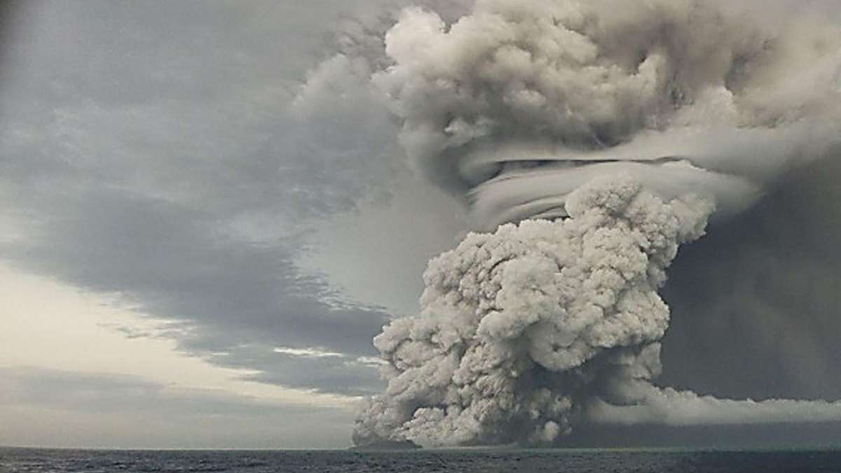 Unterwasser-Vulkan im Pazifischen Ozean: Aschewolke von Tonga bricht Rekord