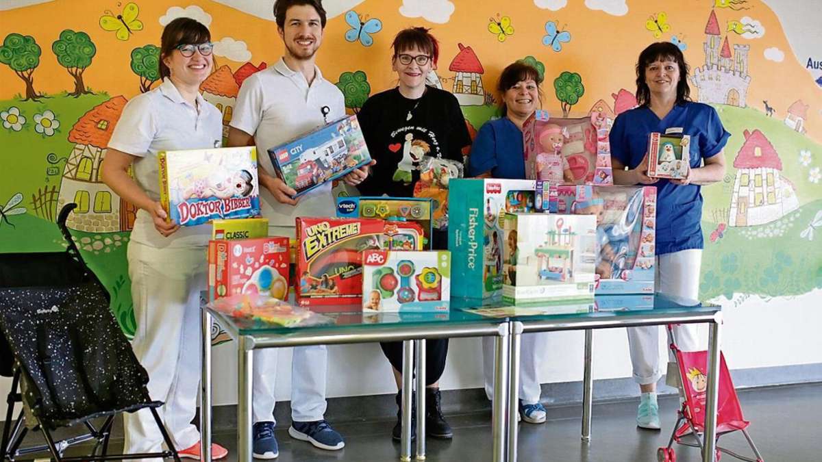 Suhl/ Zella-Mehlis: Harte Kerle spendieren Spielsachen für kranke Kinder