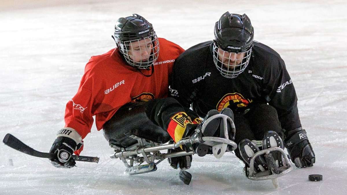 Para-Eishockey: Schlitten-Puckjäger  wieder in Ilmenau