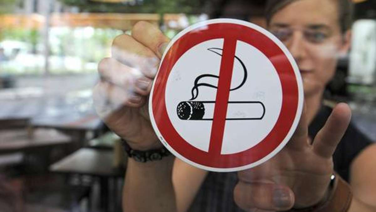 Thüringen: Thüringer Grüne fordern strengeres Rauchverbot