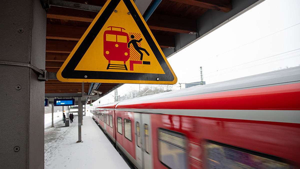 Nachbar-Regionen: Zwei Jugendliche von S-Bahn überrollt - Tatverdächtiger ermittelt