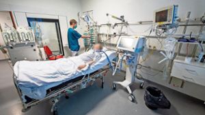Tod im Krankenbett: Die Gutachter sind uneinig