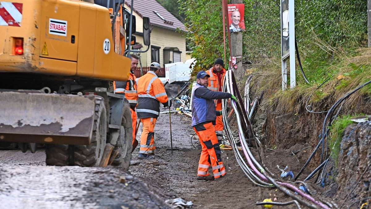 Straßenbau Scheibe-Alsbach: Ende erst für November 2022 geplant
